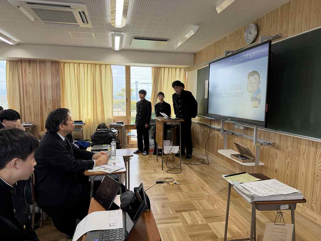 第２学年　課題探究活動　講座別報告会
