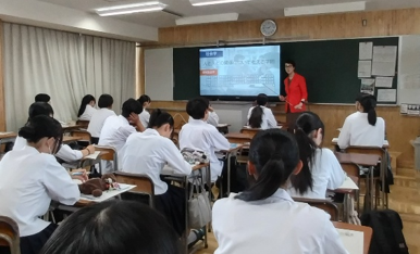 第１・２学年「学問発見講座」（７／１３）